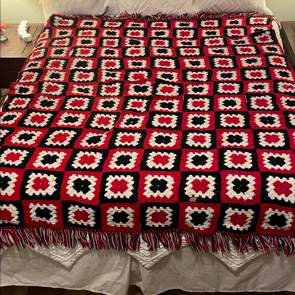 Vintage afghan Crochet Blanket throw wool blend granny Square red black white